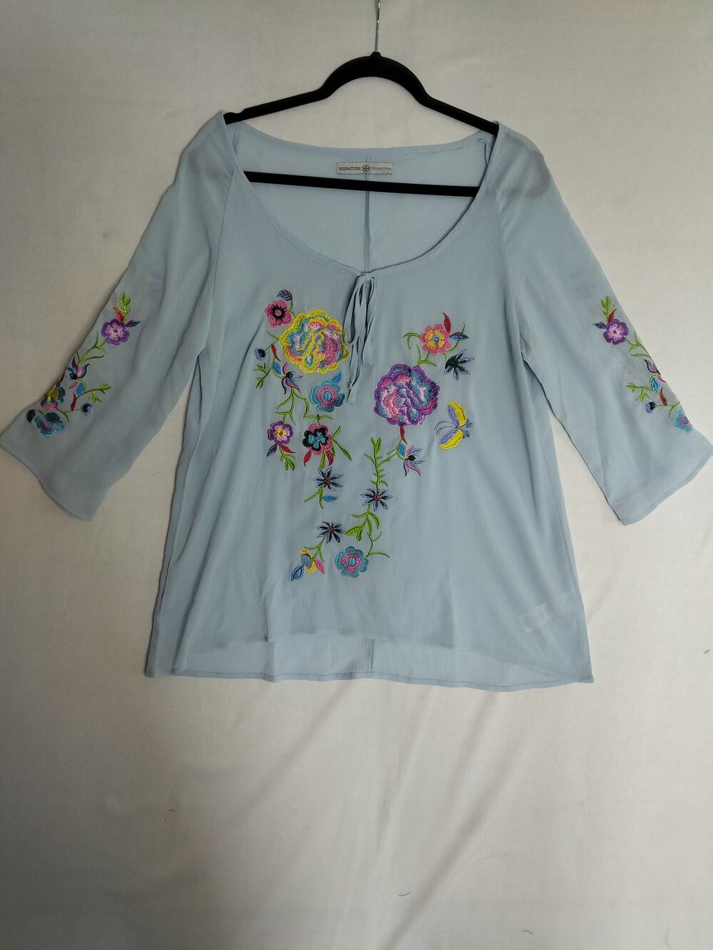 Avon Signature Collection Sz M Semi Sheer Embroidered Tunic Pale Blue Boho Chic